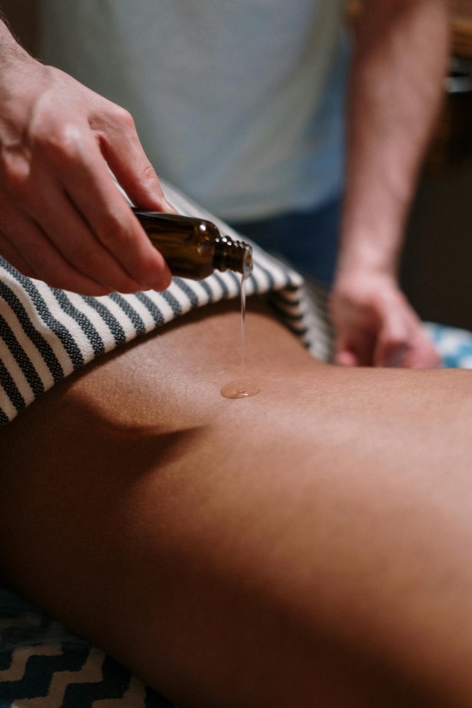 Massage ayurvédique par une naturopathe en haute savoie proche de Genève, Annecy, Annemasse